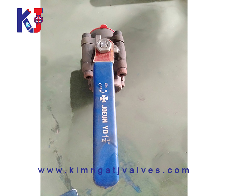 Van bi thép áp lực hàn
