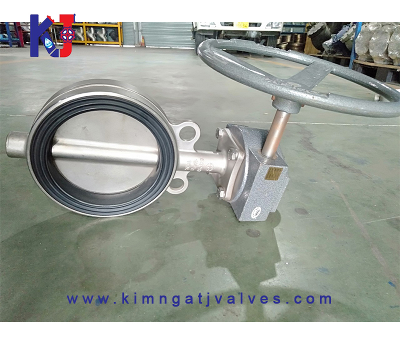 Van bướm inox cao su tay quay